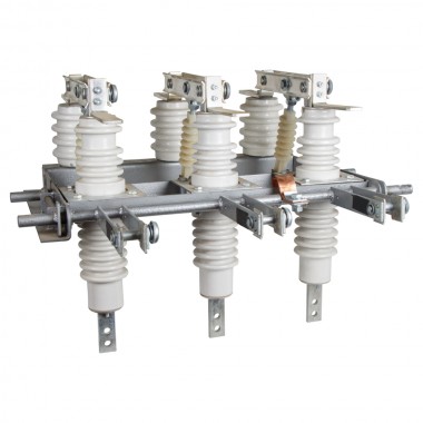 Разъединитель высоковольтный РВФЗ-10/1000-II-II-И2-У3-КЭАЗ