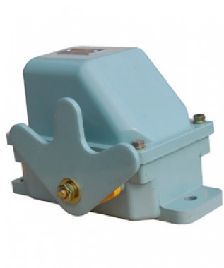 Выключатель концевой КУ-704 У2, 10 А, IP54, 2 электрические цепи, W-образный рычаг