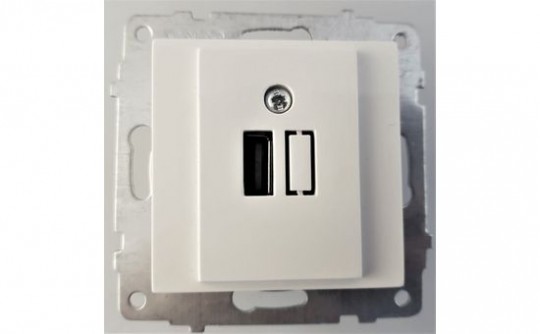 РОЗЕТКА USB С ЗАРЯДКОЙ (БЕЛЫЙ ЦВЕТ) М + К